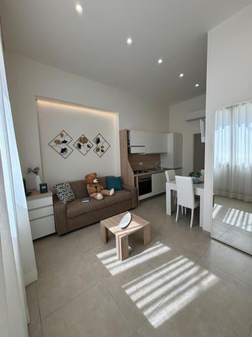 Teddy'S Home Luminoso Accogliente E Moderno 拉卡里 外观 照片